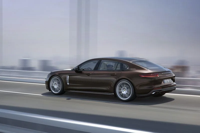 Porsche Panamera 4 2.9 V6 (330 Hp) PDK2019 - 2020 thumbnail 2