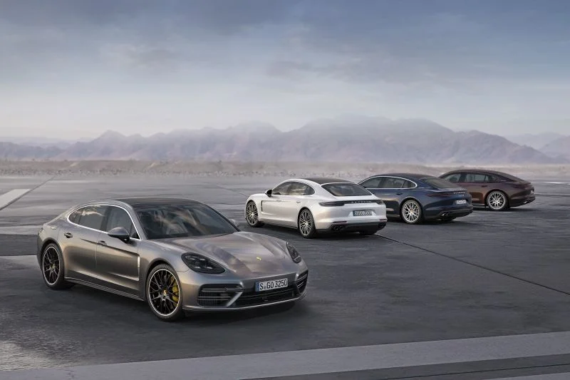 Porsche Panamera 3.0 V6 (330 Hp) PDK2016 - 2018 thumbnail 4