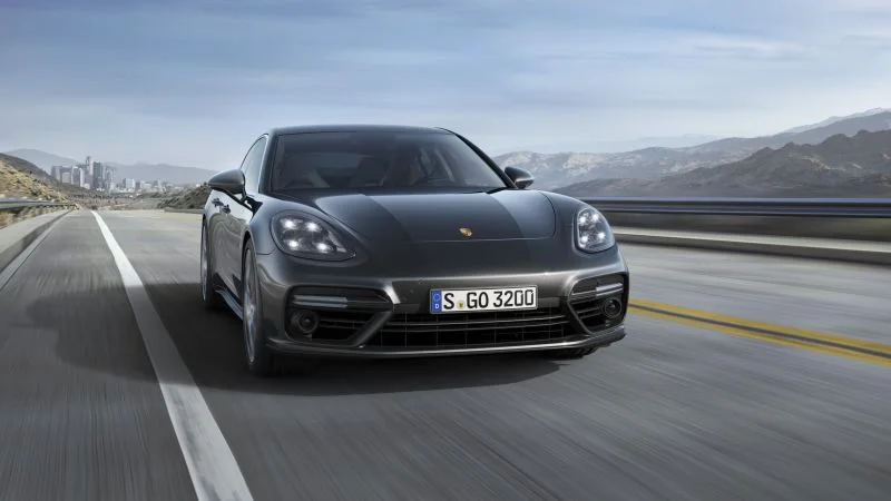 Porsche Panamera 3.0 V6 (330 Hp) PDK2016 - 2018 thumbnail 8