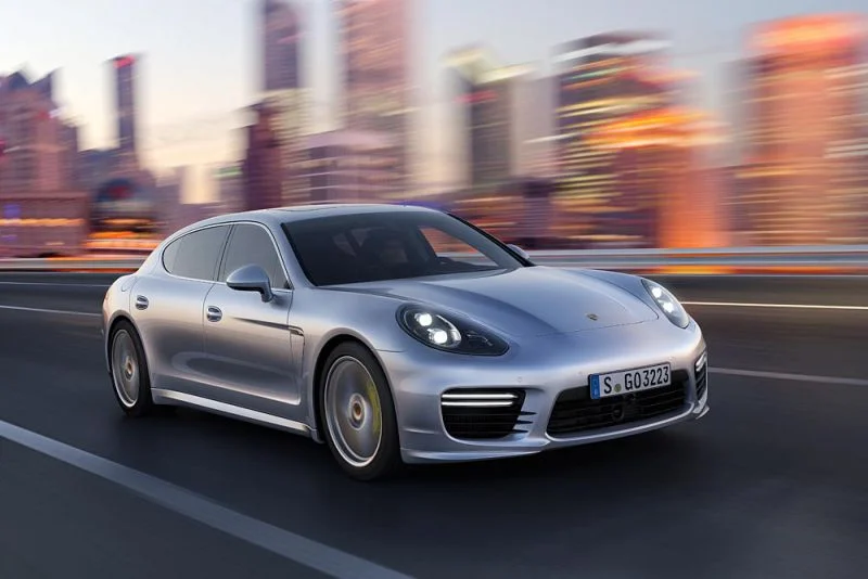Porsche Panamera 4S 3.0 V6 (420 Hp) PDK2013 - 2016 thumbnail 4