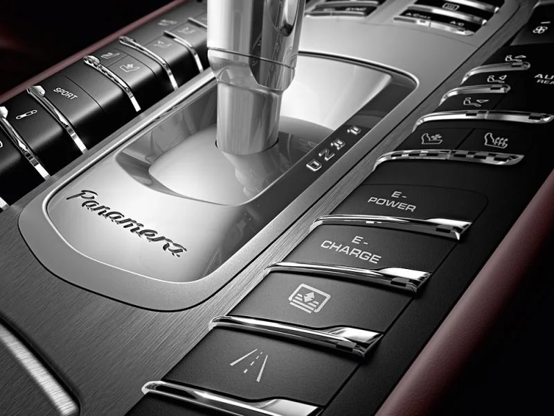 Porsche Panamera 3.0 diesel V6 (300 Hp) Tiptronic2013 - 2015 thumbnail 12