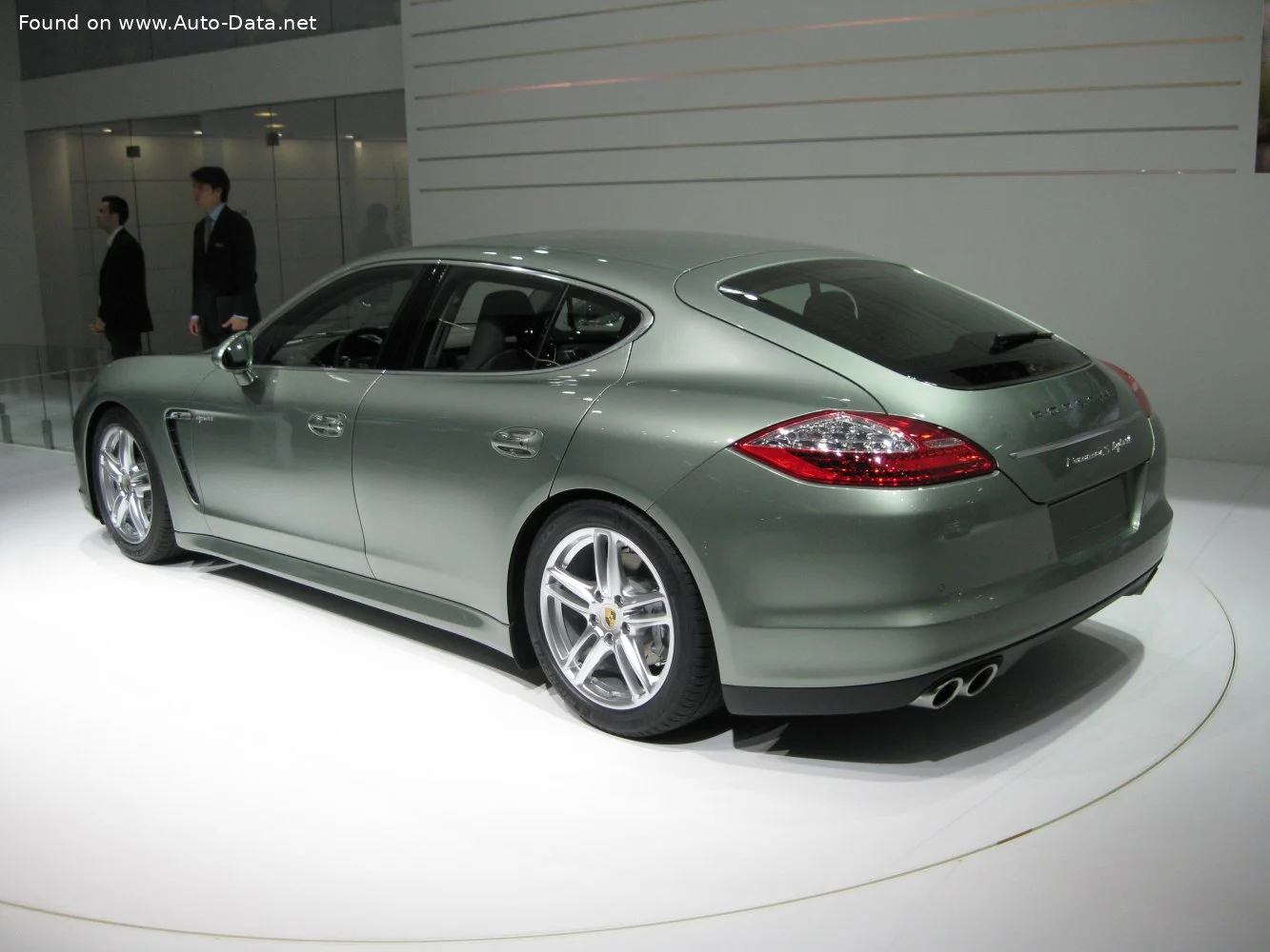 Porsche Panamera 3.0 Diesel V6 (250 Hp) Tiptronic S2011 - 2013 thumbnail 2