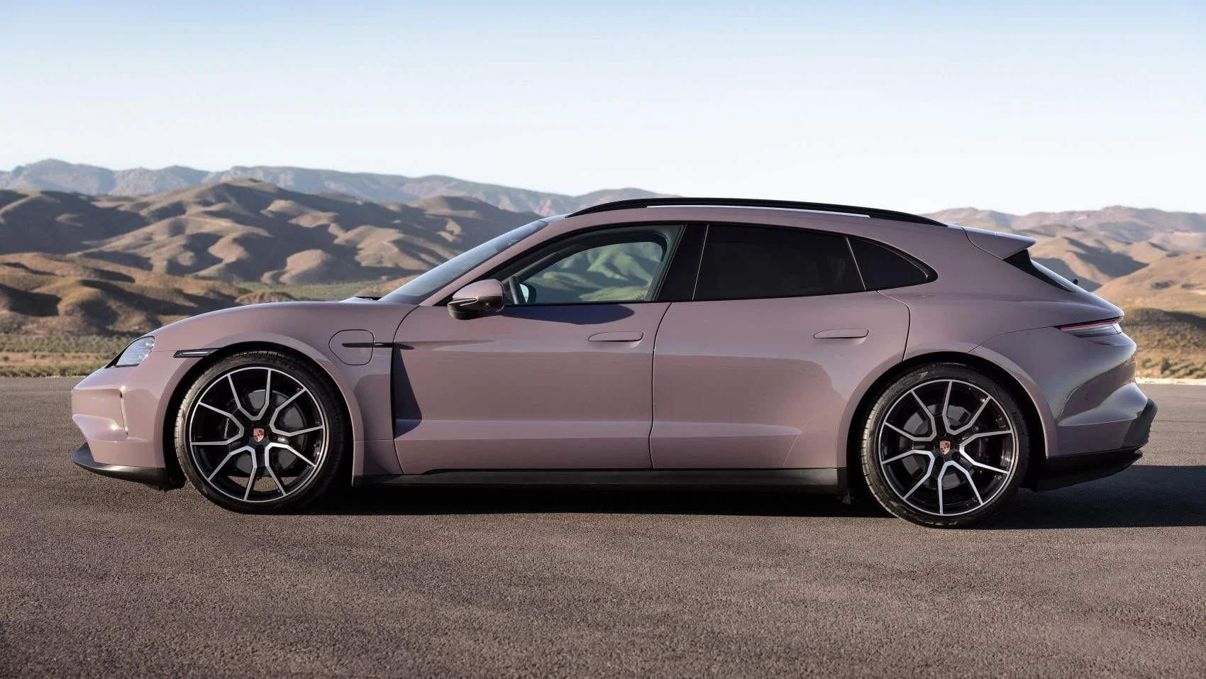 Porsche Taycan 105 kWh (435 Hp)2024 - thumbnail 7