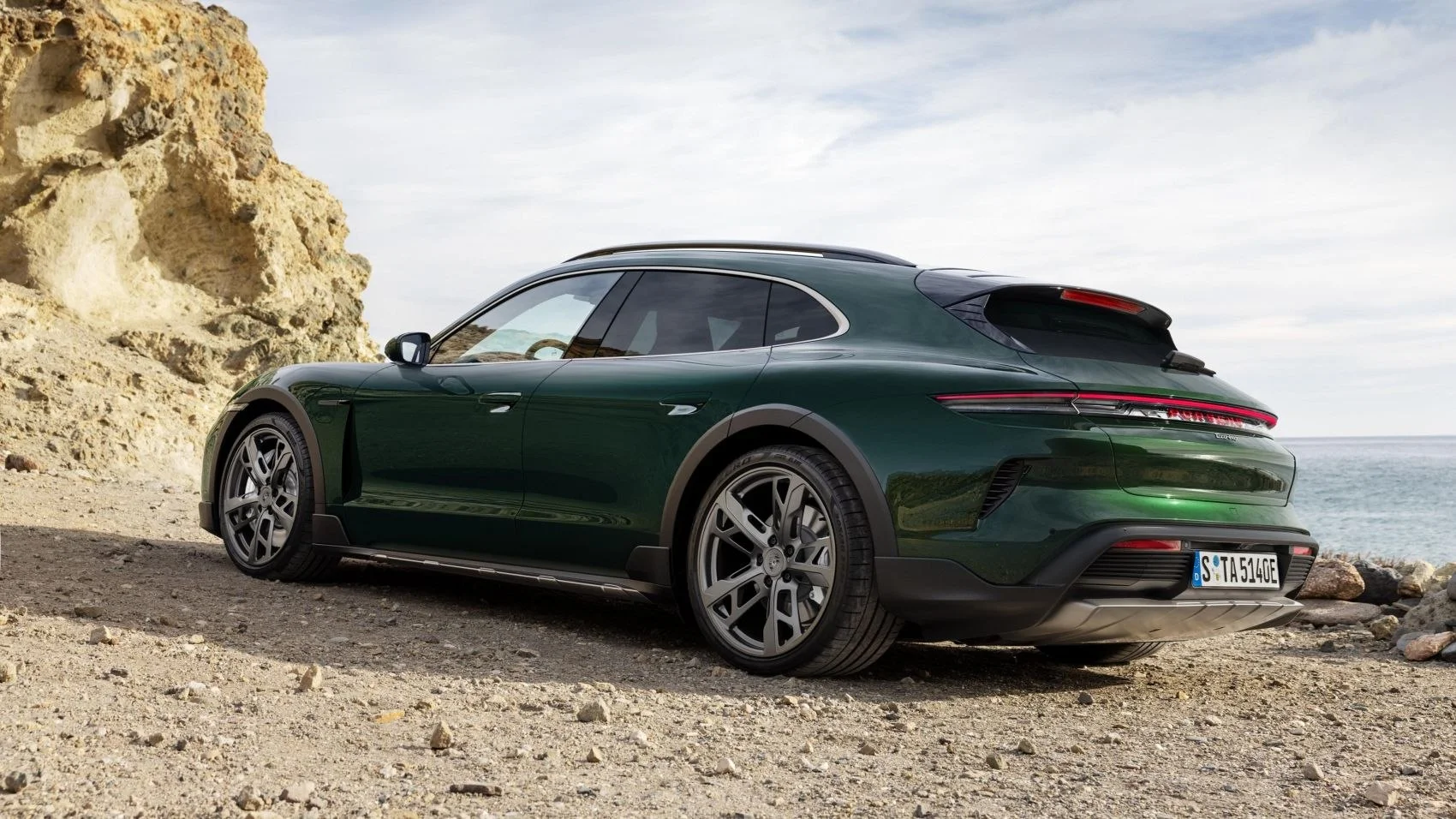 Porsche Taycan 4 105 kWh (435 Hp)2024 - thumbnail 7
