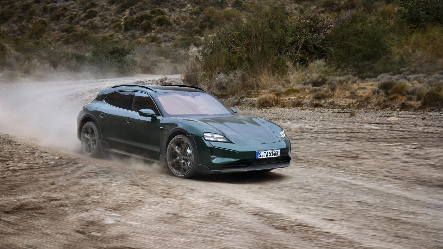 Porsche Taycan 4 105 kWh (435 Hp)2024 - thumbnail 8