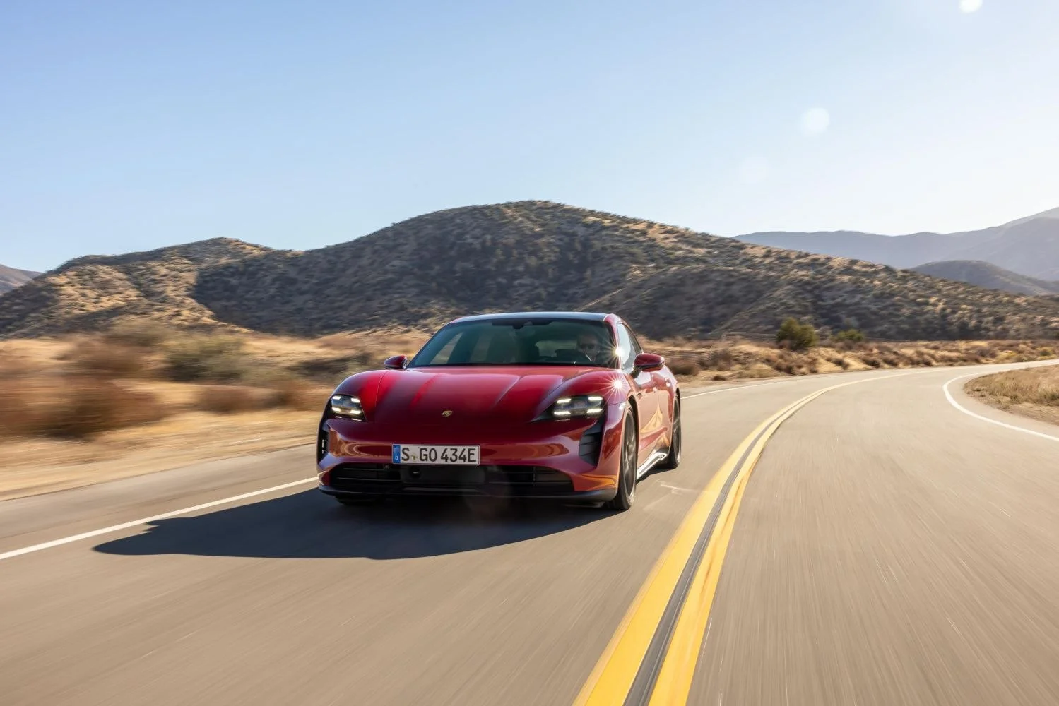 Porsche Taycan 4S Performance 79.2 kWh (530 Hp)2022 - 2024 thumbnail 12