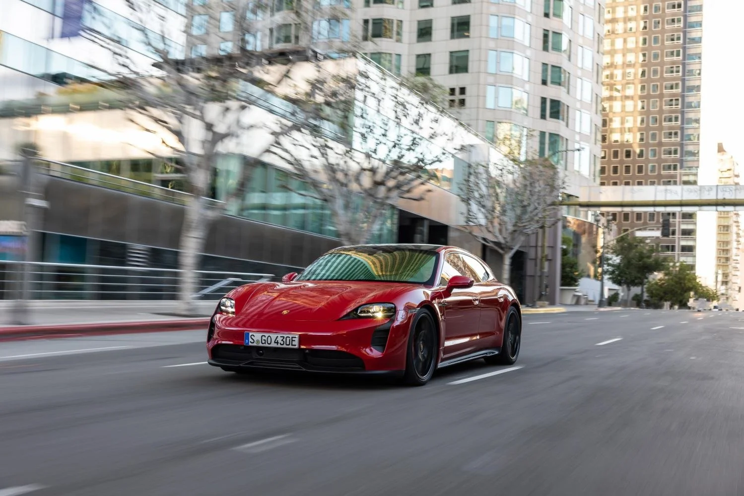 Porsche Taycan 4S Performance 79.2 kWh (530 Hp)2022 - 2024 thumbnail 4