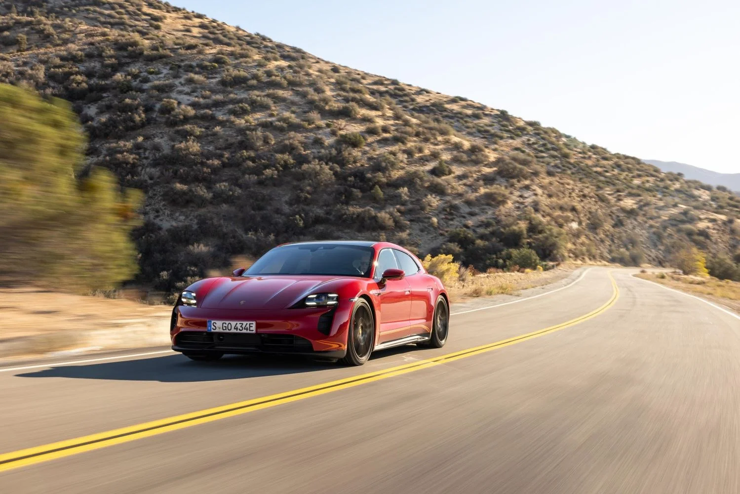 Porsche Taycan 4S Performance 79.2 kWh (530 Hp)2022 - 2024 thumbnail 10