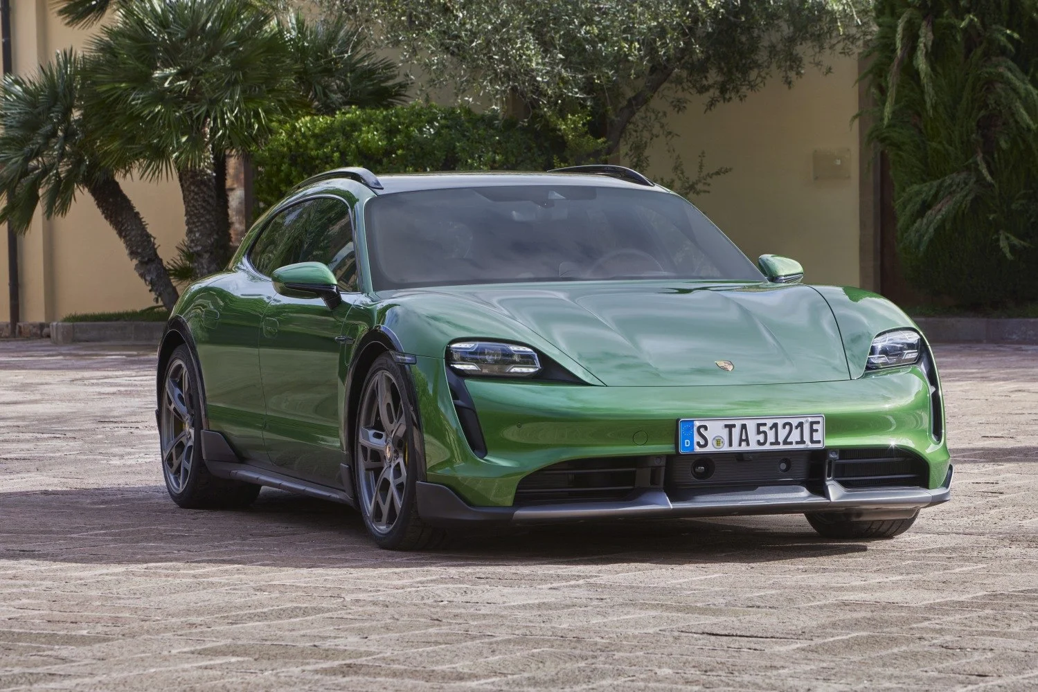 Porsche Taycan 4 93.4 kWh (476 Hp)2021 - 2024 - 1