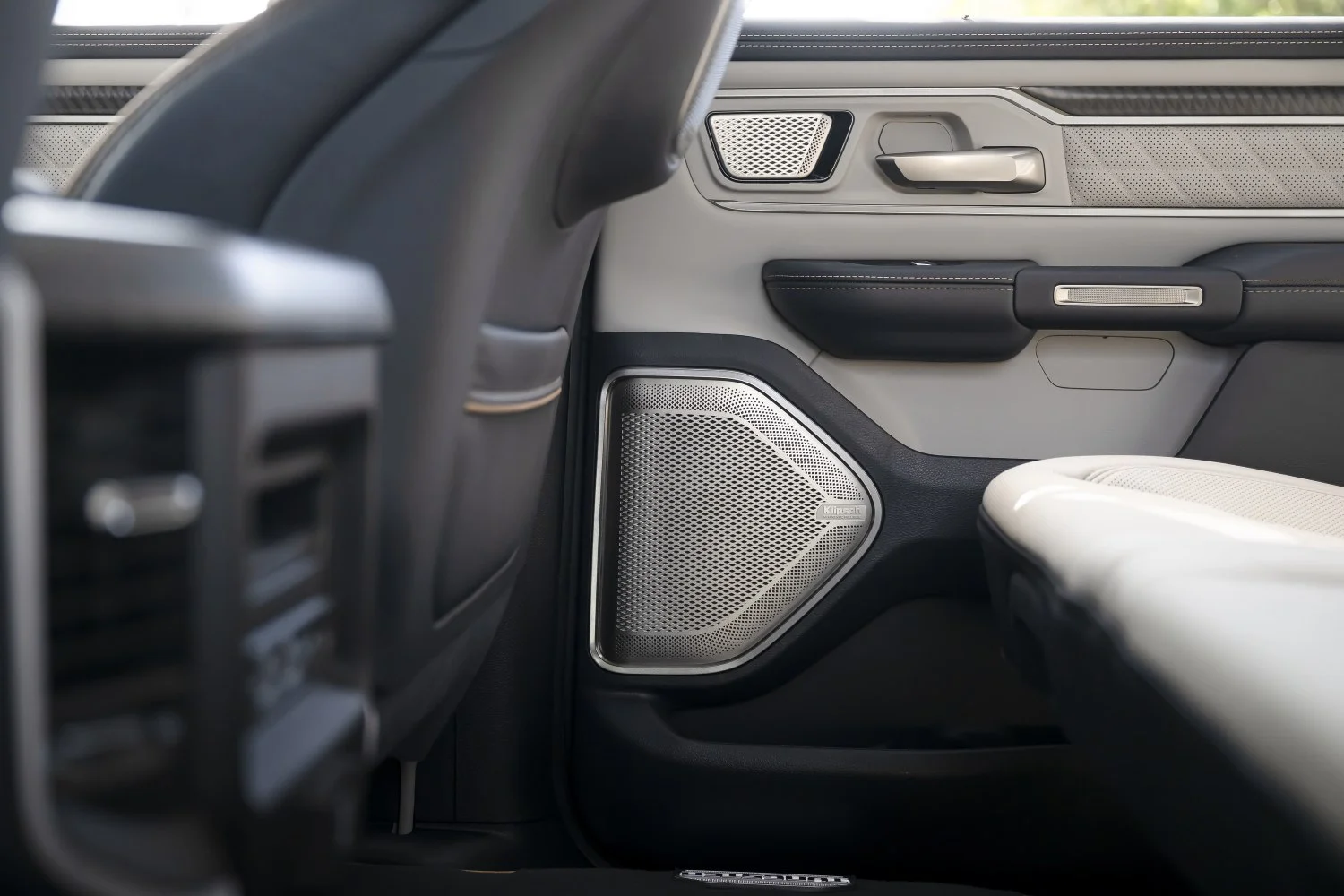 RAM 1500 3.0 SST (420 Hp) 4x4 TorqueFlite2024 - thumbnail 18