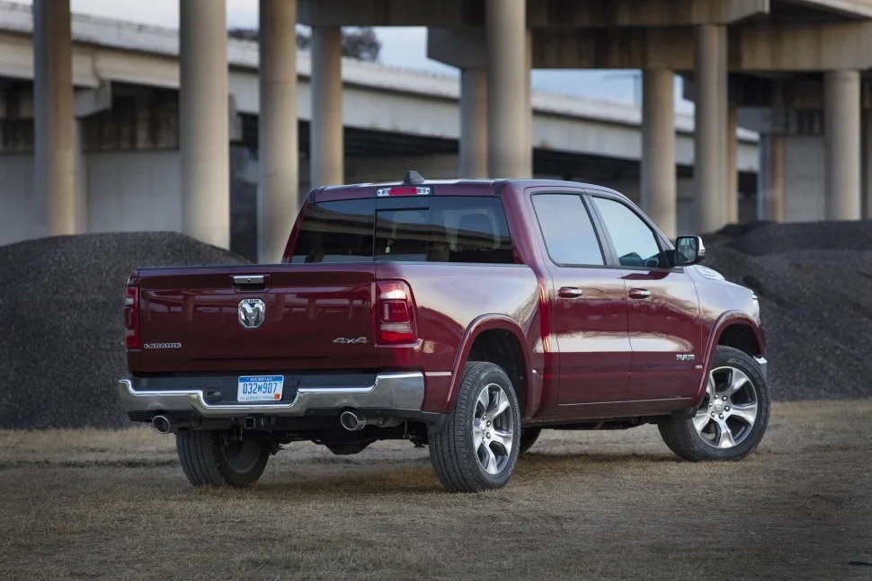 RAM 1500 3.0 EcoDiesel V6 (260 Hp) 4WD Automatic2019 - 2024 thumbnail 2