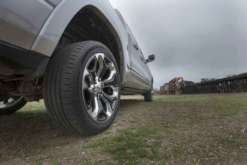 RAM 1500 3.0 EcoDiesel V6 (260 Hp) 4WD Automatic2019 - 2024 thumbnail 11