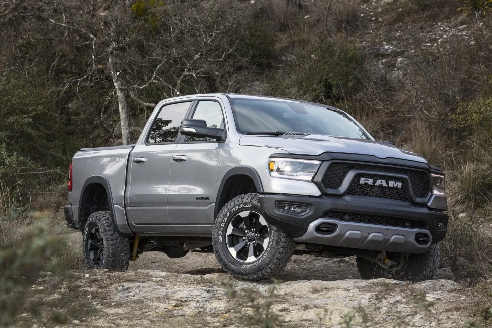 RAM 1500 3.0 EcoDiesel V6 (260 Hp) 4WD Automatic2019 - 2024 thumbnail 13