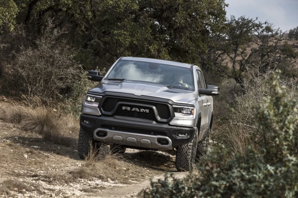 RAM 1500 3.0 EcoDiesel V6 (260 Hp) 4WD Automatic2019 - 2024 thumbnail 18