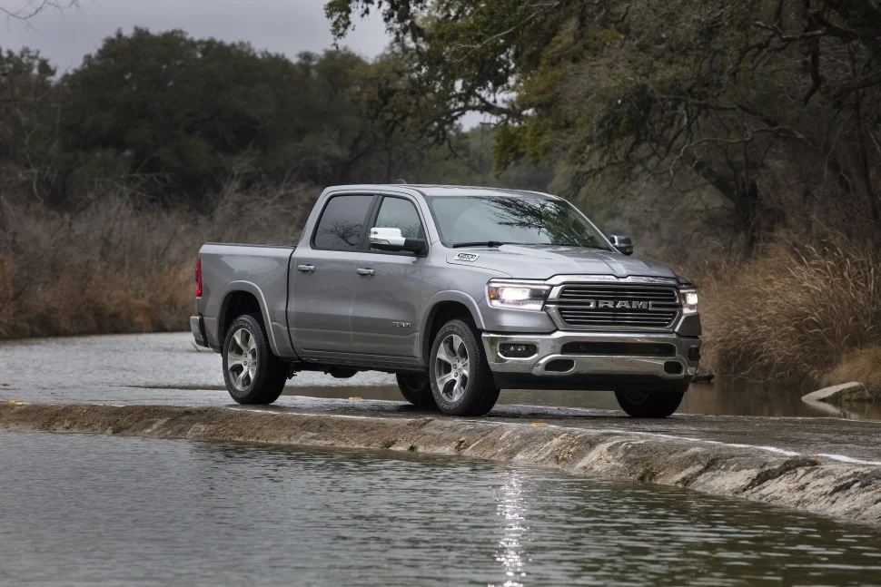 RAM 1500 3.0 EcoDiesel V6 (260 Hp) 4WD Automatic2019 - 2024 thumbnail 6