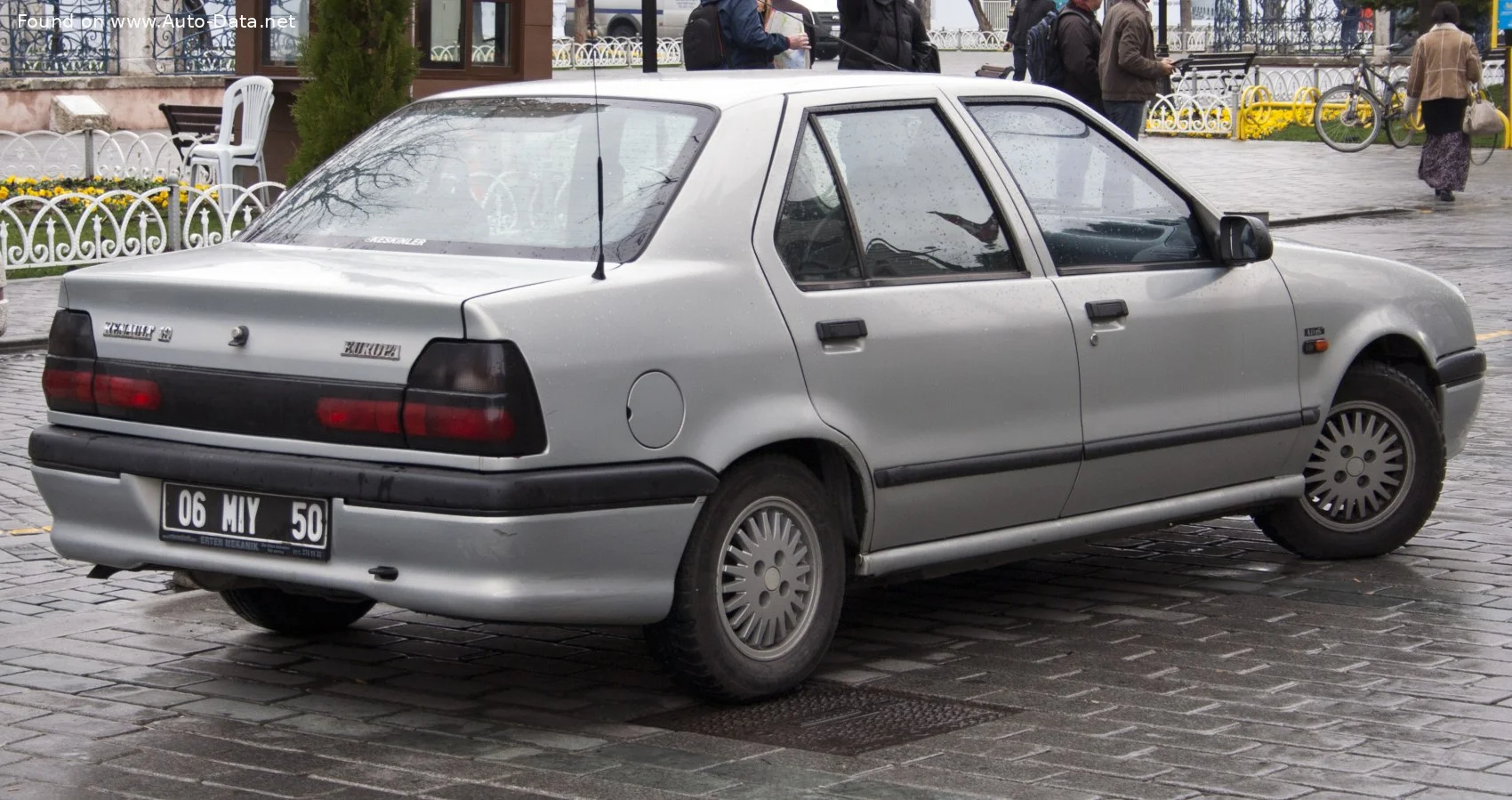 Renault 19 1.4i (60 Hp)1996 - 2000 thumbnail 2