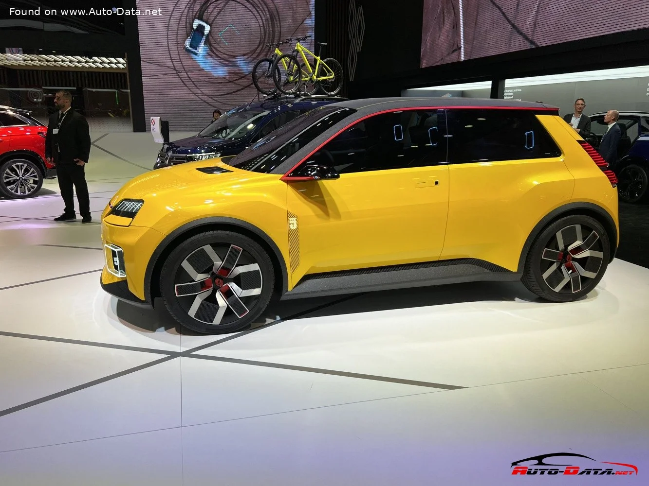 Renault 5 E-Tech Renault 5 Electric (Prototype) thumbnail 8