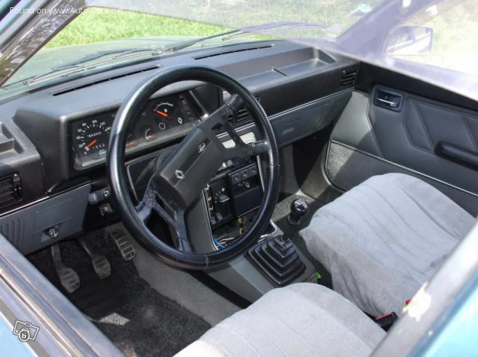 Renault 9 1.1 (L421) (48 Hp)1982 - 1987 thumbnail 4