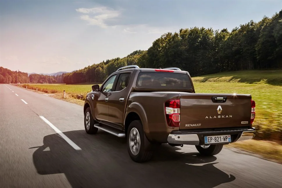 Renault Alaskan 2.3 dCi (160 Hp) 4x42017 - thumbnail 2