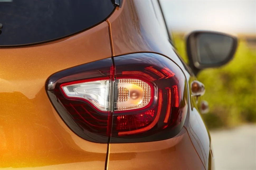 Renault Captur 0.9 TCe (90 Hp) Start & Stop2017 - 2019 thumbnail 3