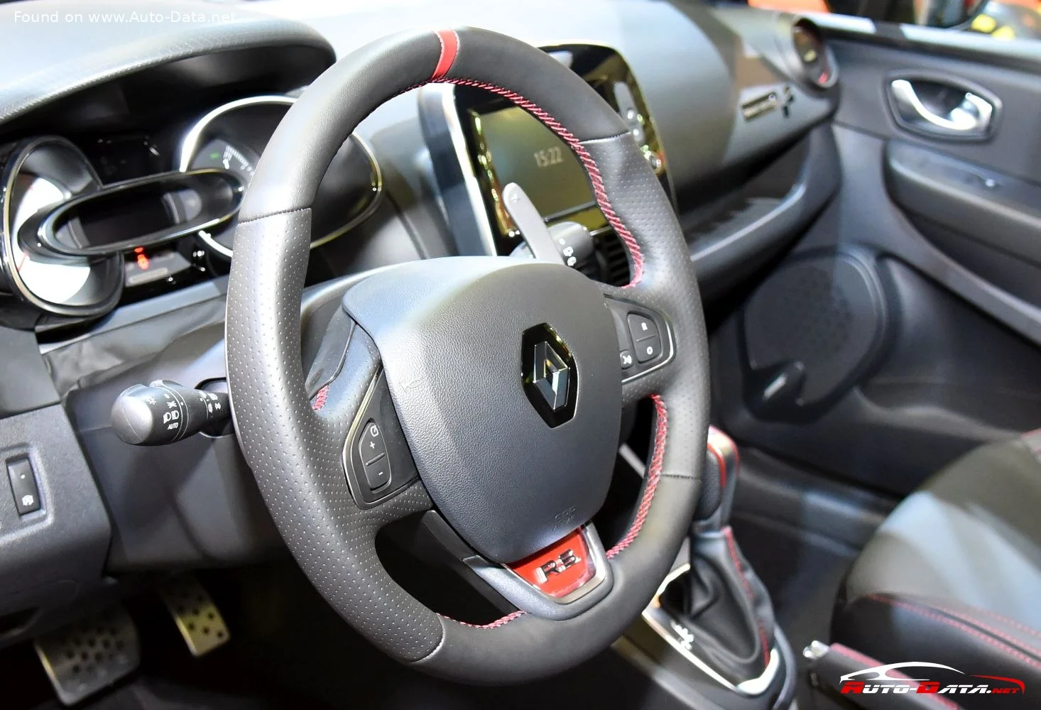 Renault Clio 0.9 Energy TCe (90 Hp)2016 - 2019 thumbnail 11