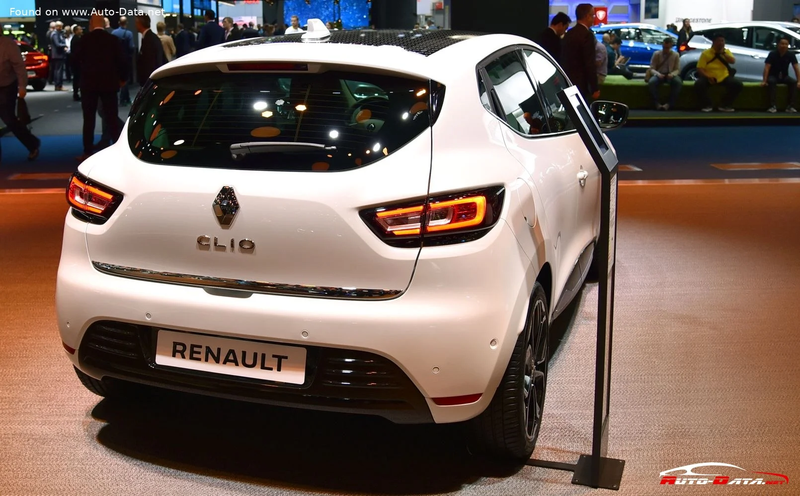 Renault Clio 0.9 Energy TCe (90 Hp)2016 - 2019 thumbnail 15
