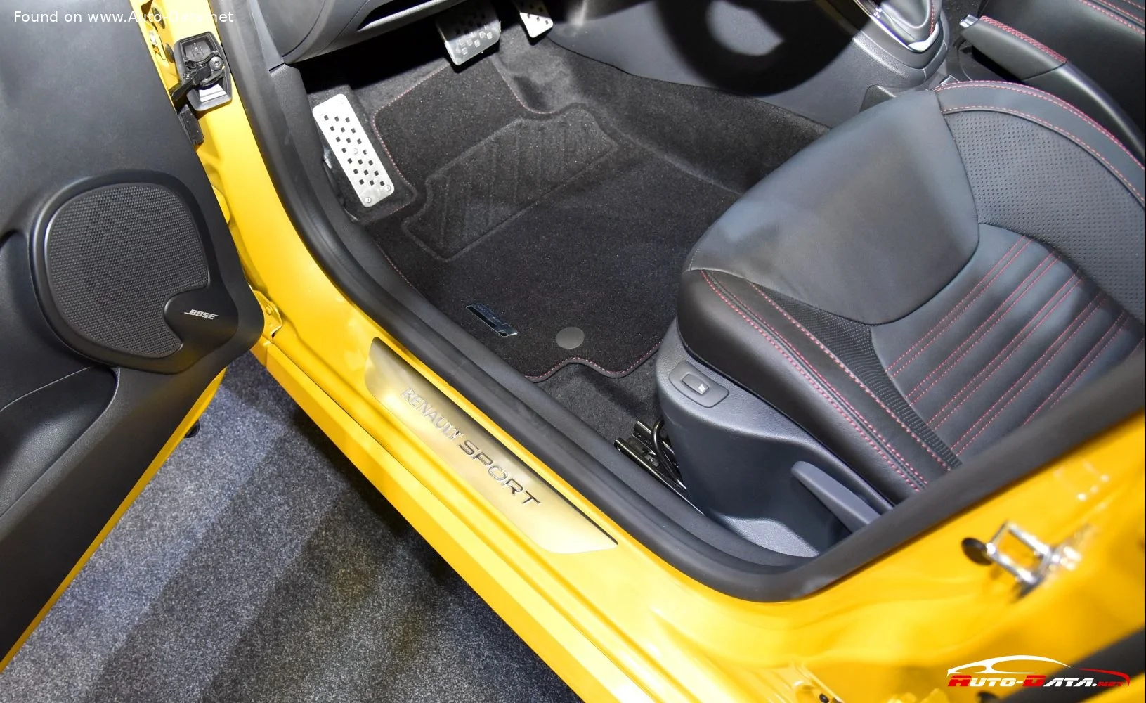Renault Clio 0.9 Energy TCe (90 Hp)2016 - 2019 thumbnail 7