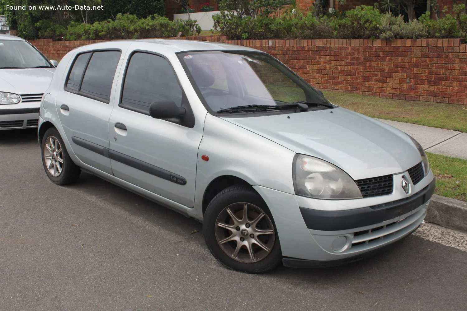 Renault Clio Renault Clio II (Phase II, 2001) 5-door