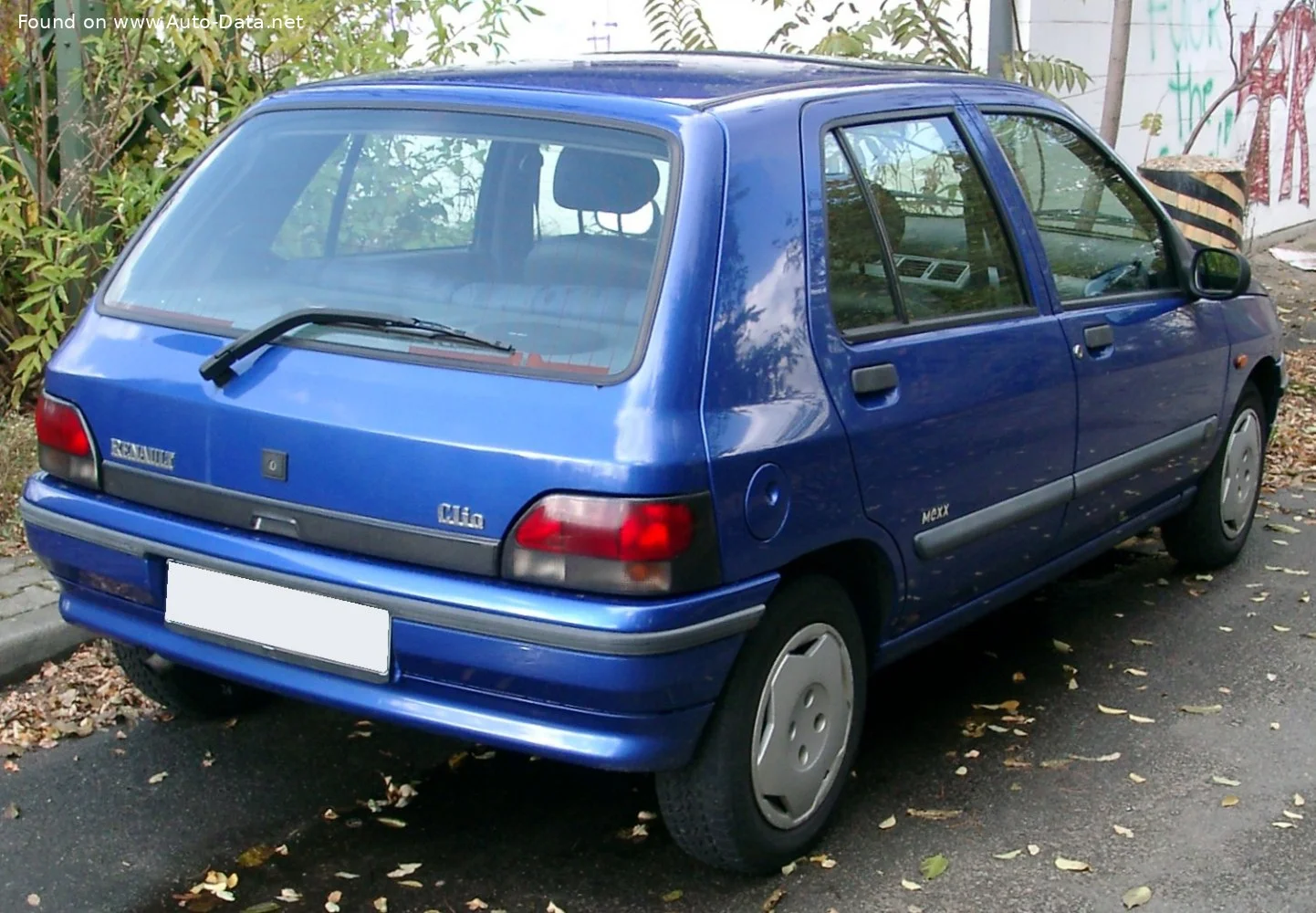 Renault Clio 1.1 (49 Hp)1990 - 1995 thumbnail 6
