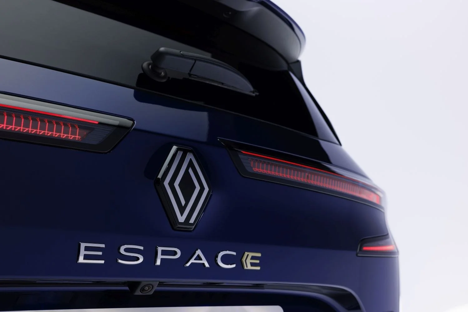 Renault Espace 1.2 E-TECH (199 Hp) Full Hybrid 4Control Multi-Mode2023 - thumbnail 13
