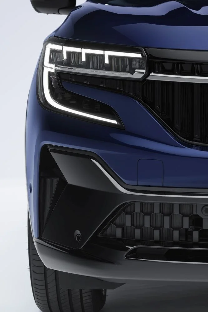 Renault Espace 1.2 E-TECH (199 Hp) Full Hybrid 4Control Multi-Mode2023 - thumbnail 17