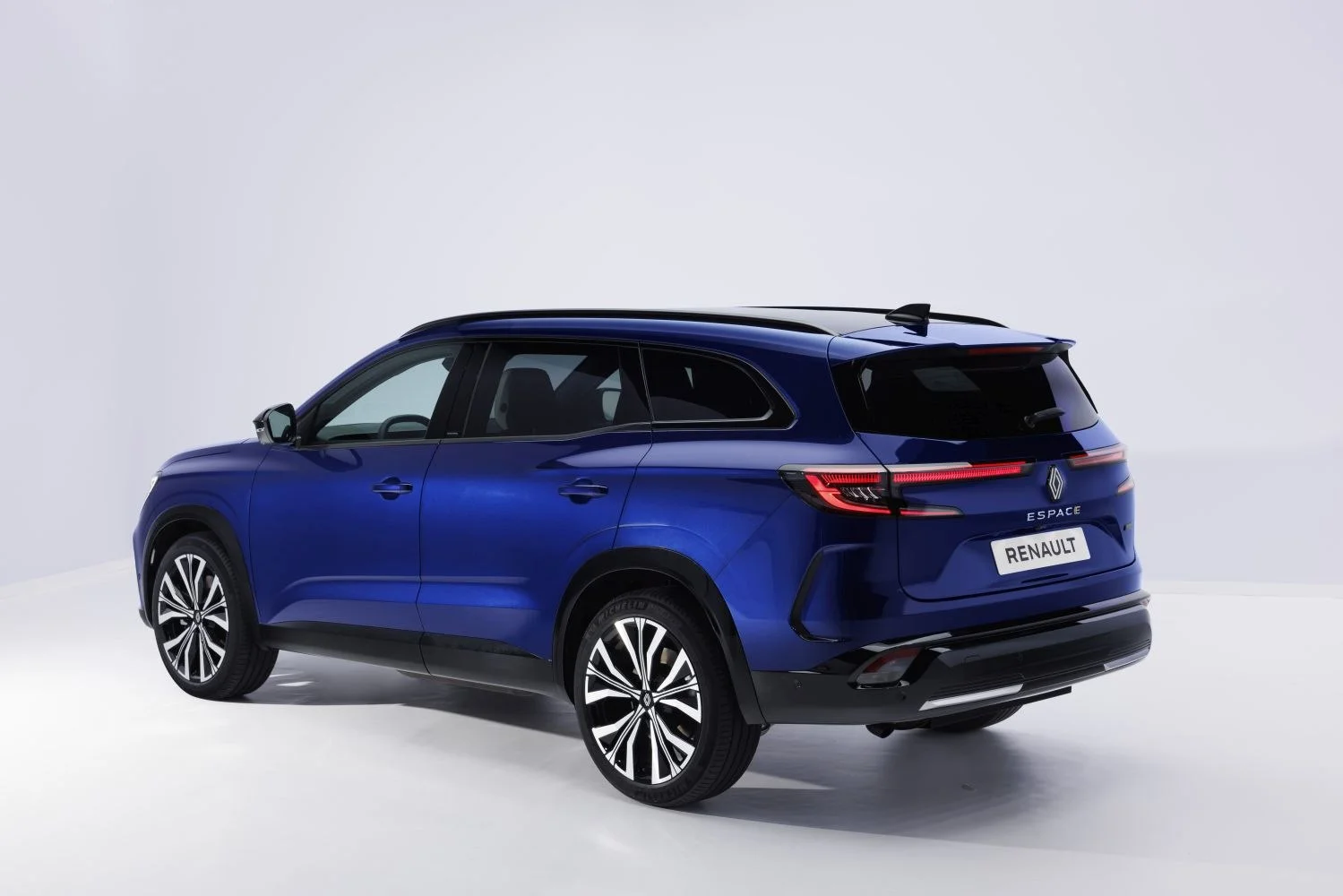 Renault Espace 1.2 E-TECH (199 Hp) Full Hybrid 4Control Multi-Mode2023 - thumbnail 5