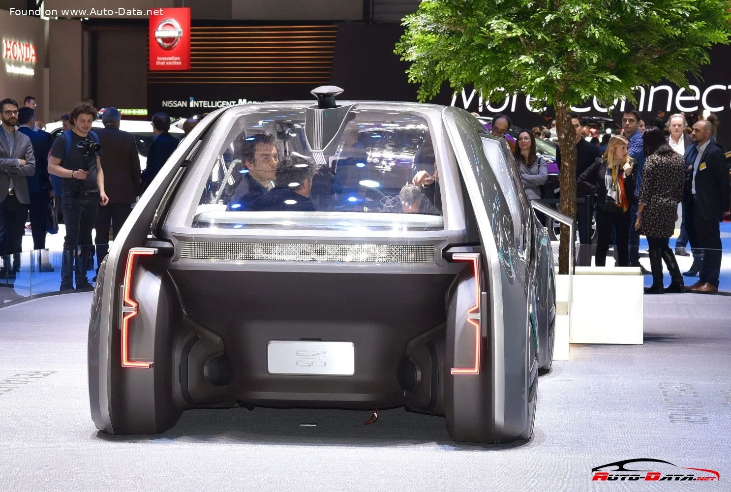 Renault EZ Renault EZ-GO Concept thumbnail 11