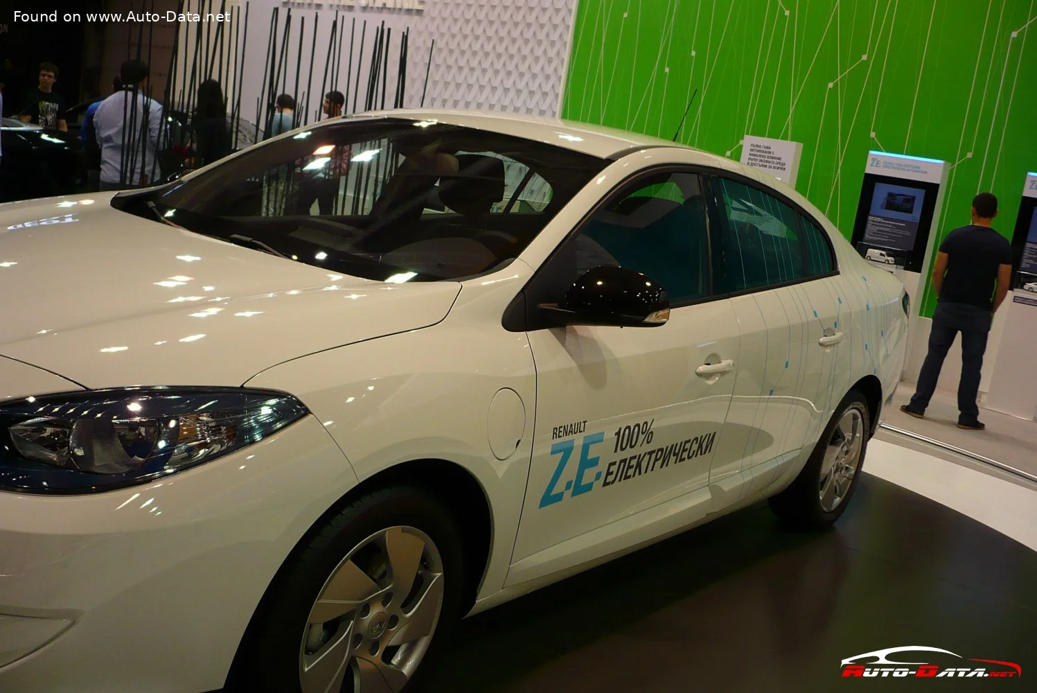 Renault Fluence 22 kWh (95 Hp)2011 - 2014 thumbnail 14