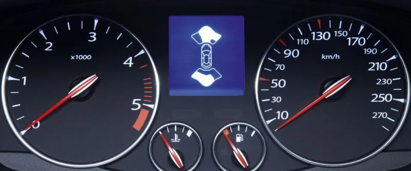 Renault Laguna 1.5 dCi (110 Hp)2010 - 2015 thumbnail 12