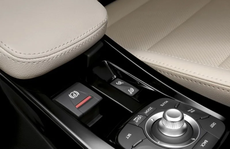 Renault Laguna 1.5 dCi (110 Hp)2010 - 2015 thumbnail 3