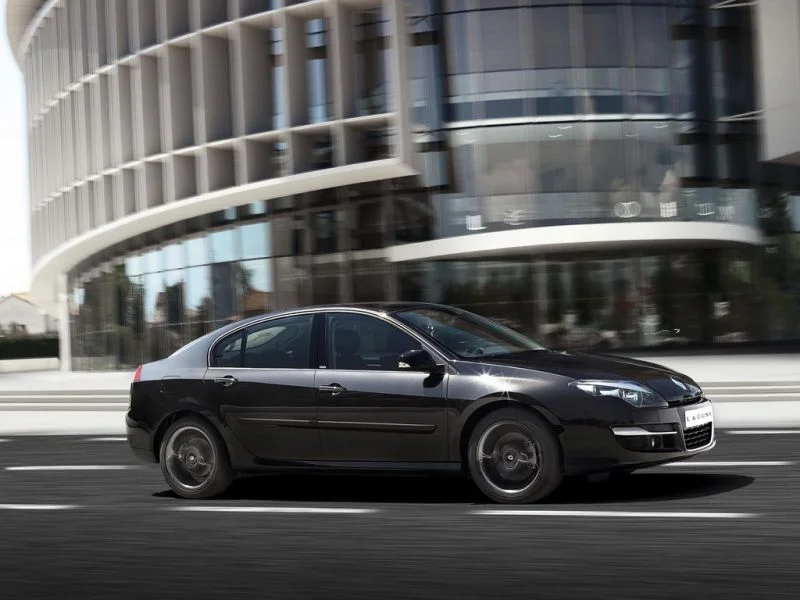 Renault Laguna 1.5 dCi (110 Hp)2010 - 2015 thumbnail 4