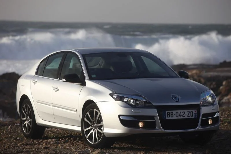 Renault Laguna 1.5 dCi (110 Hp)2010 - 2015 thumbnail 8