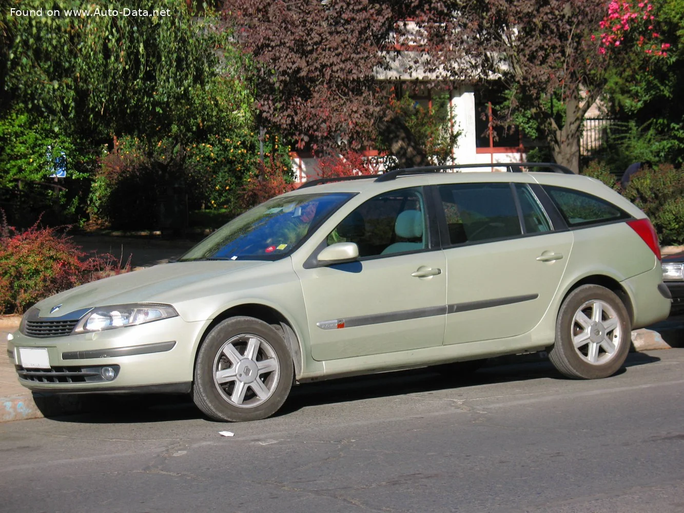 Renault Laguna 1.5 dCi (101 Hp)2004 - 2005 thumbnail 2