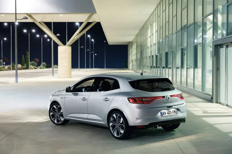 Renault Megane 1.2 Energy TCe (100 Hp)2016 - 2018 thumbnail 11
