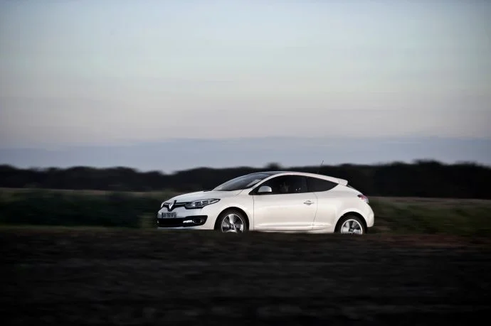 Renault Megane 1.2 Energy TCe (115 Hp) ECO2 Start&Stop2014 - 2016 thumbnail 2