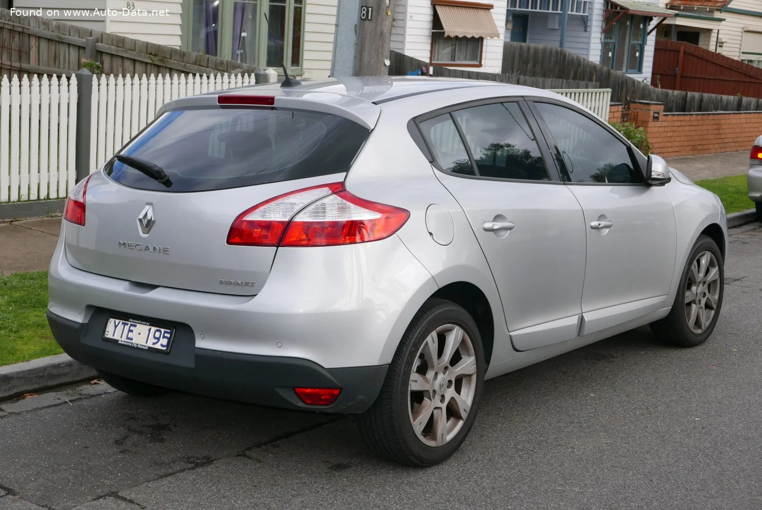 Renault Megane 1.4 TCe (130 Hp)2009 - 2012 thumbnail 2