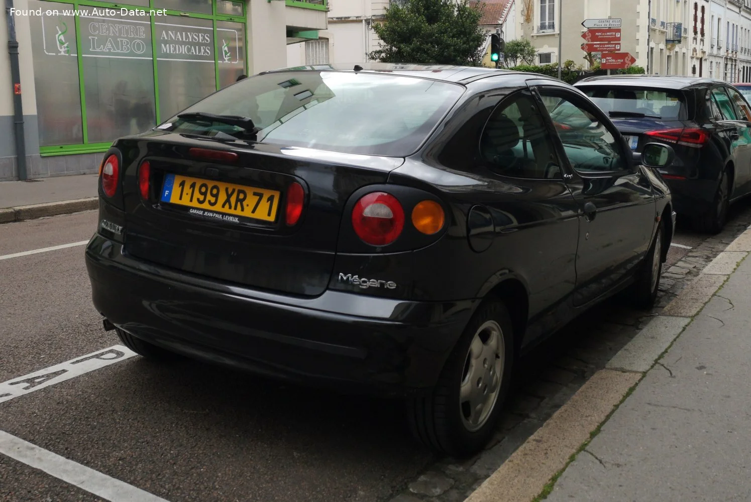 Renault Megane 1.6i (90 Hp)1996 - 1999 thumbnail 2