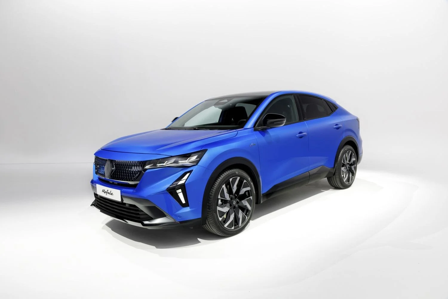 Renault Rafale 1.2 (200 Hp) E-Tech Full Hybrid Multi-Mode2024 - - 1
