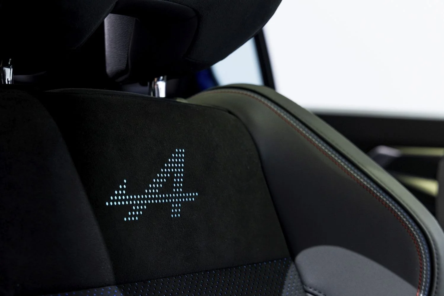 Renault Rafale 1.2 (200 Hp) E-Tech Full Hybrid Multi-Mode2024 - thumbnail 16