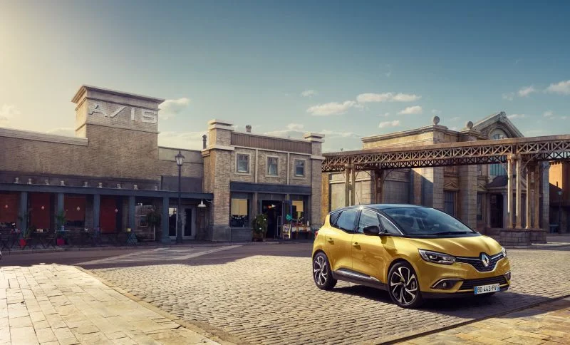 Renault Scenic 1.2 Energy TCe (115 Hp)2016 - 2018 thumbnail 8