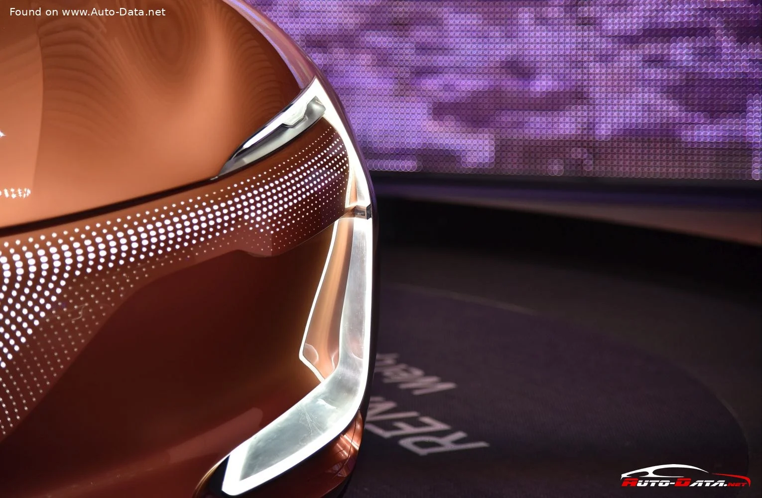 Renault Symbioz Renault Symbioz Concept thumbnail 11