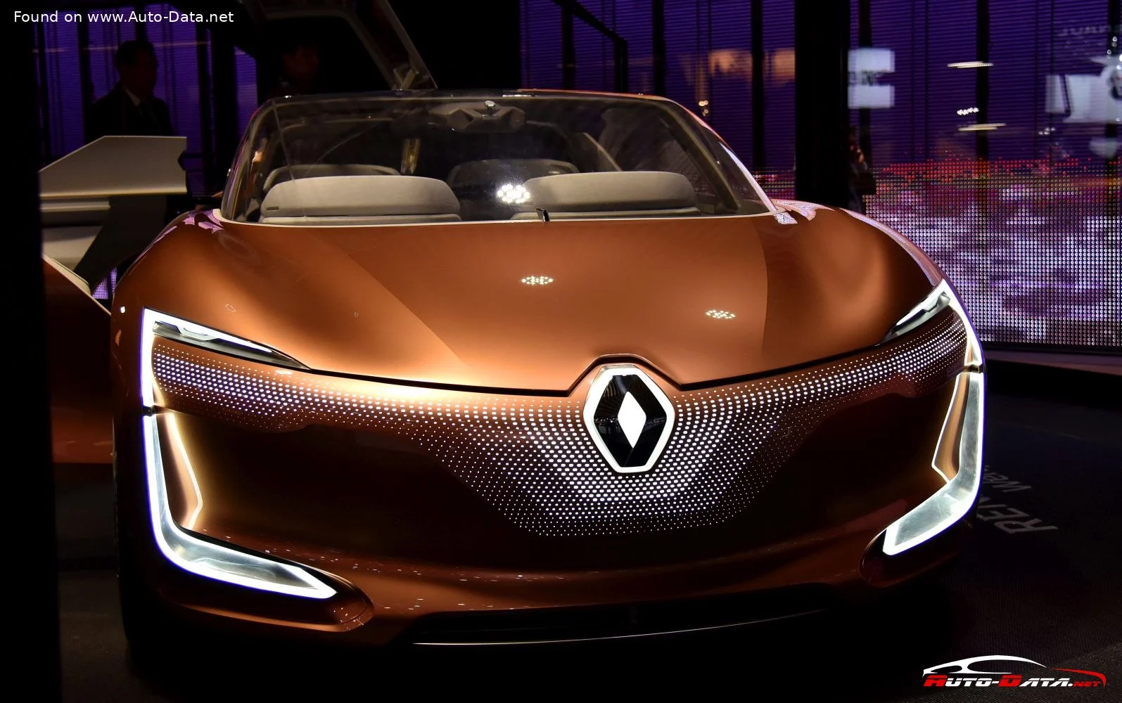 Renault Symbioz Renault Symbioz Concept thumbnail 3