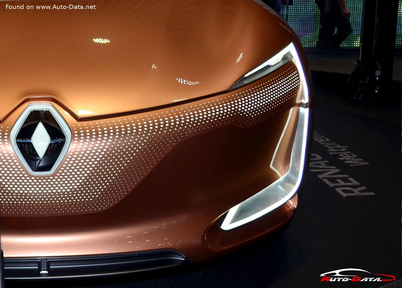 Renault Symbioz Renault Symbioz Concept thumbnail 9