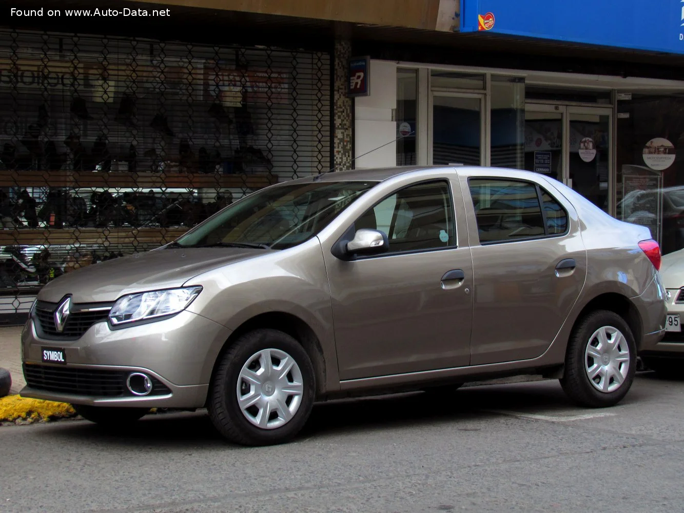 Renault Symbol 0.9 TCe (90 Hp)2013 - 2017 - 1